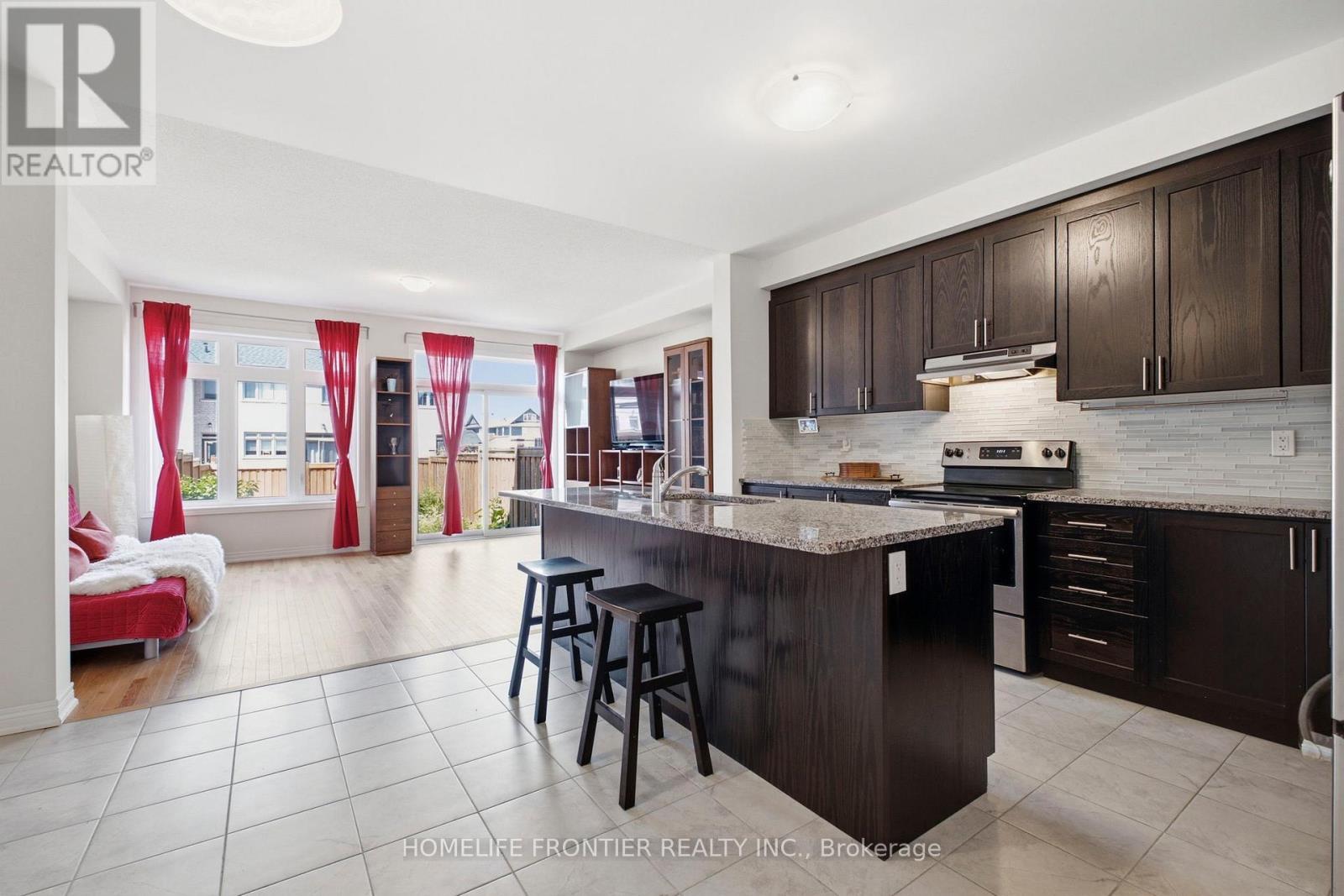 80 Walter Proctor Road, East Gwillimbury, Ontario  L9N 0L6 - Photo 6 - N13514528
