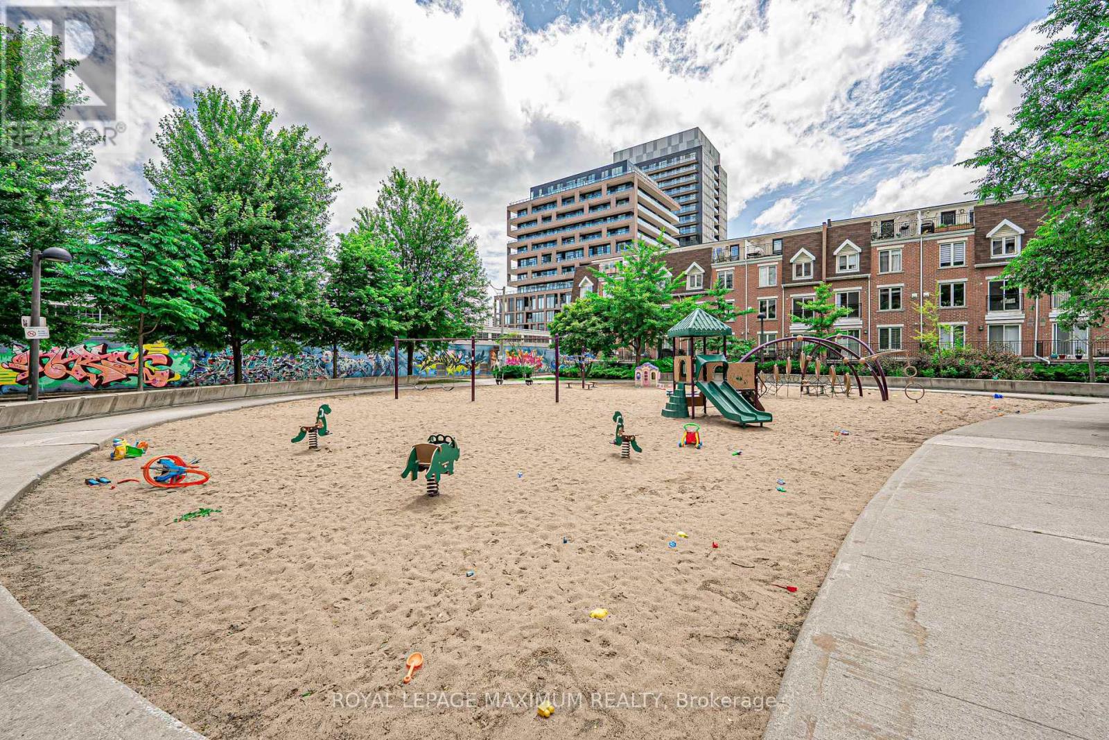 617 - 38 Joe Shuster Way, Toronto, Ontario  M6K 0A5 - Photo 35 - W13514466