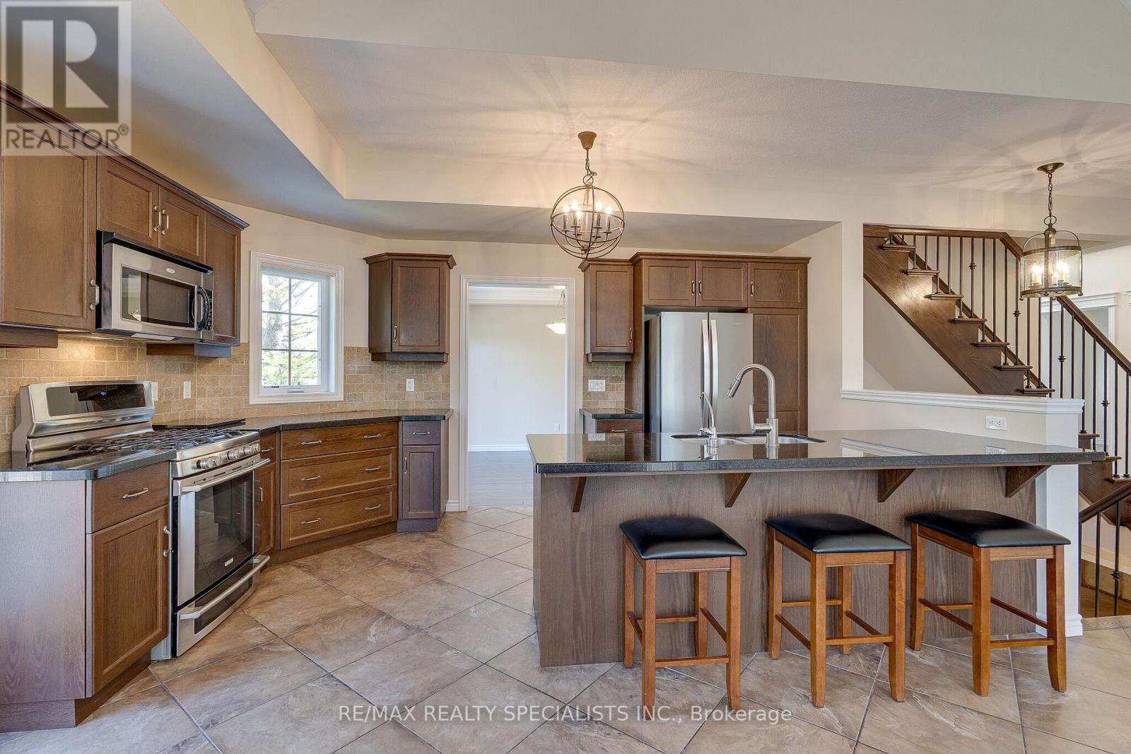 2 - 3 Reddington Drive, Caledon, Ontario  L7E 4C4 - Photo 13 - W13514512