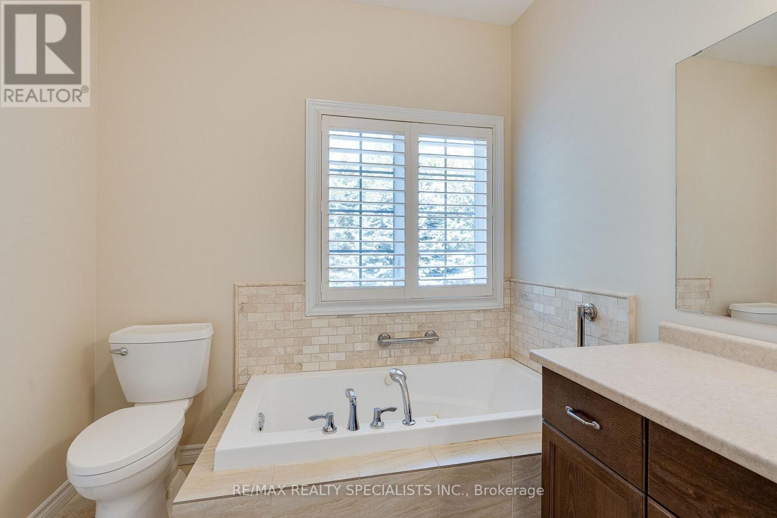 2 - 3 Reddington Drive, Caledon, Ontario  L7E 4C4 - Photo 26 - W13514512