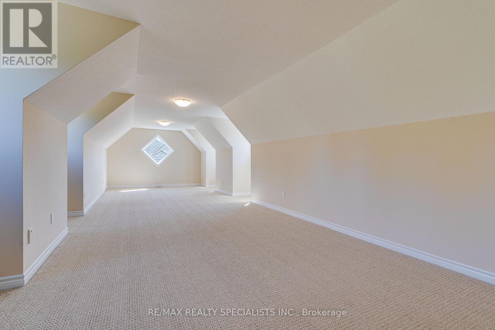 2 - 3 Reddington Drive, Caledon, Ontario  L7E 4C4 - Photo 31 - W13514512