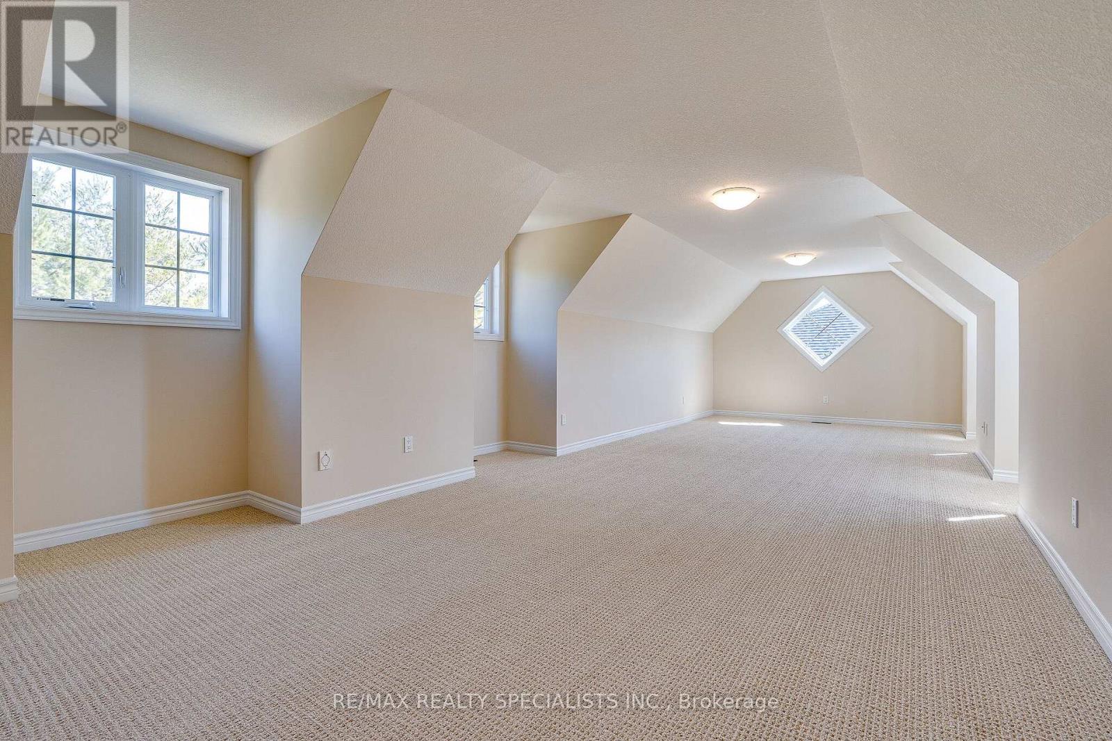 2 - 3 Reddington Drive, Caledon, Ontario  L7E 4C4 - Photo 32 - W13514512