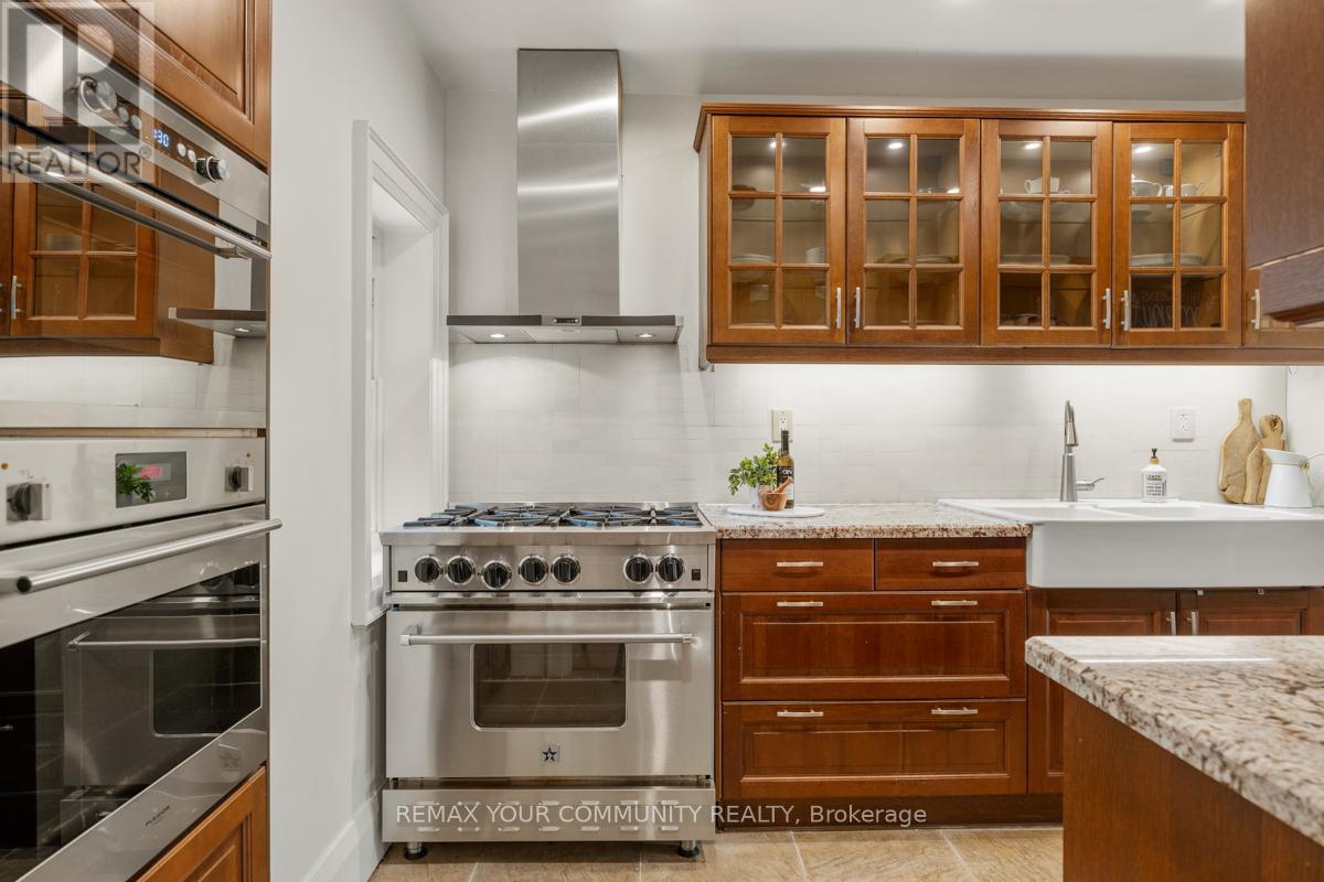 82 Abbott Avenue, Toronto, Ontario M6P 1H6 - Photo 13 - W13514550