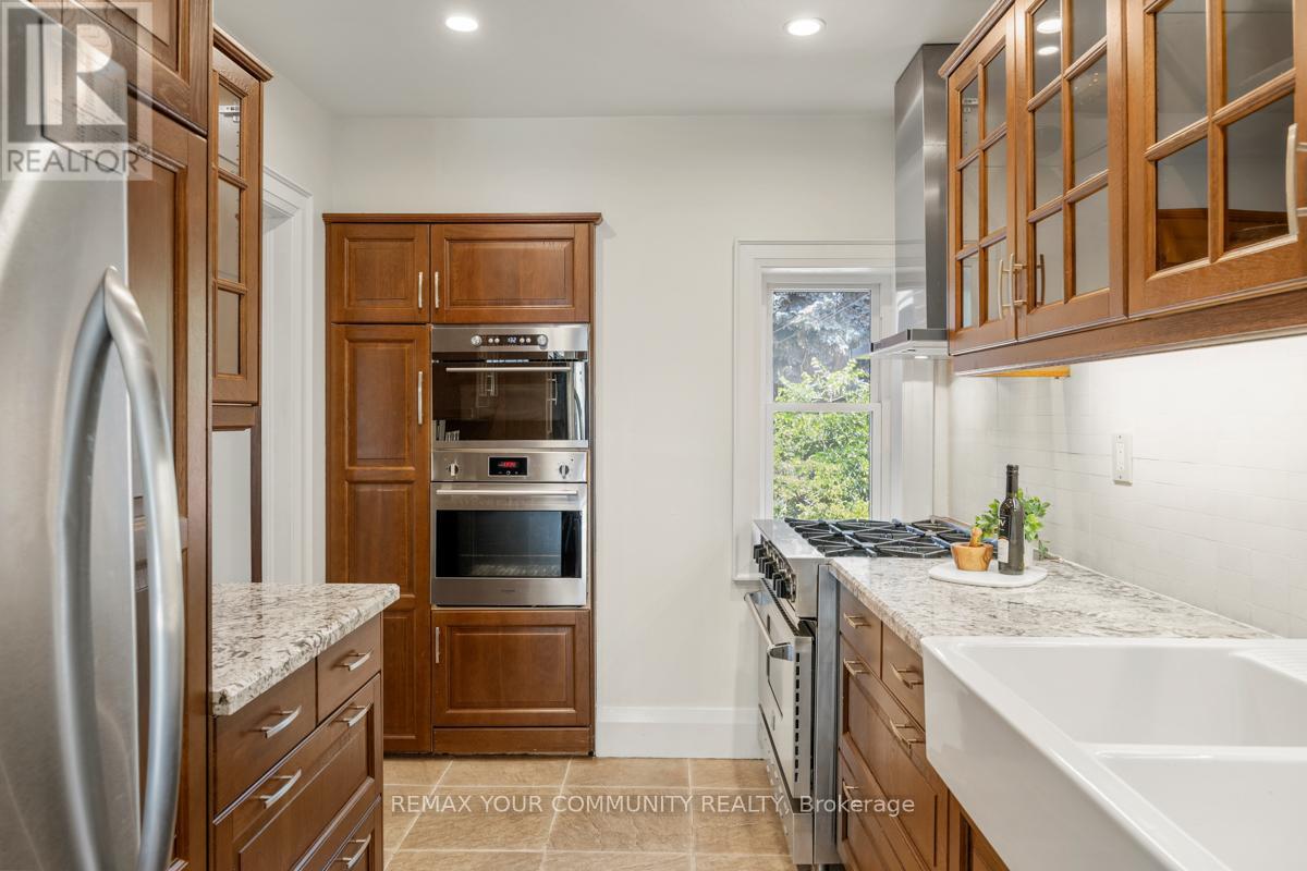82 Abbott Avenue, Toronto, Ontario M6P 1H6 - Photo 15 - W13514550