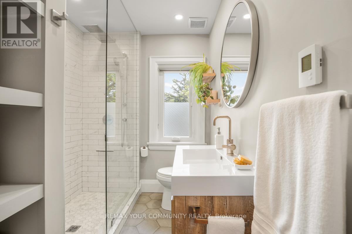82 Abbott Avenue, Toronto, Ontario M6P 1H6 - Photo 26 - W13514550