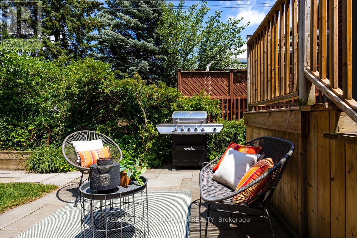 82 Abbott Avenue, Toronto, Ontario M6P 1H6 - Photo 32 - W13514550