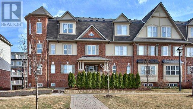 2 - 734 NEIGHBOURHOOD CIRCLE