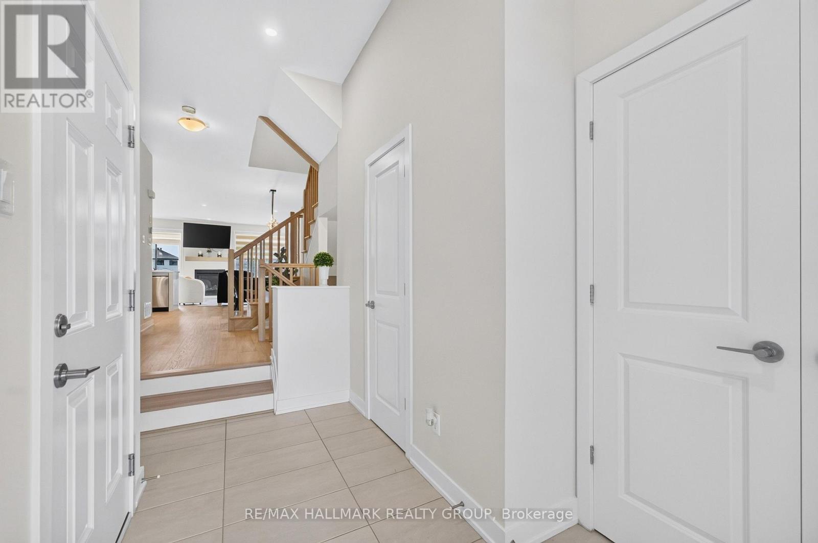 3160 Alpenstock Avenue, Ottawa, Ontario  K1W 0W1 - Photo 4 - X13514826