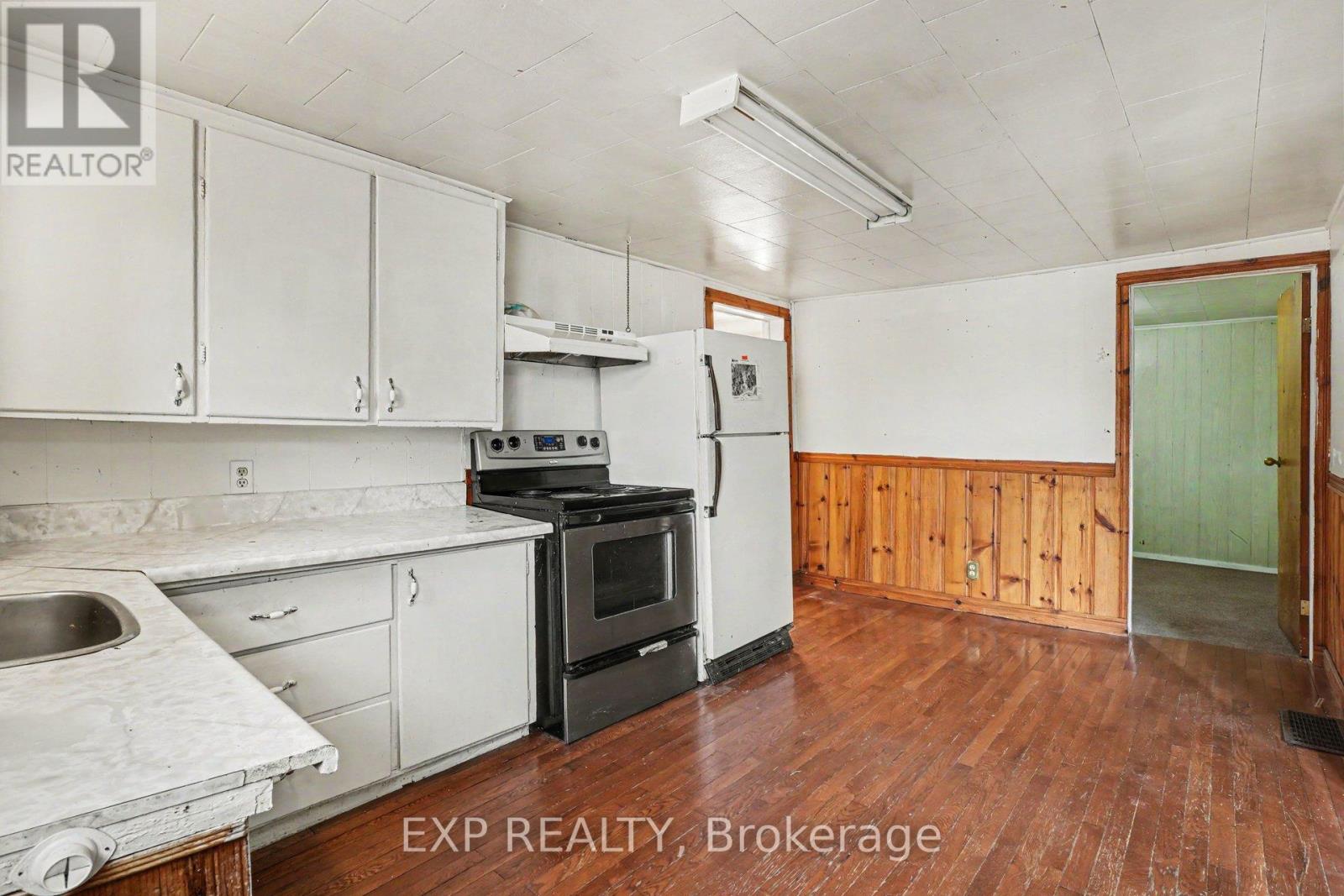 120 Bonnechere Street E, Bonnechere Valley, Ontario  K0J 1T0 - Photo 12 - X13514860
