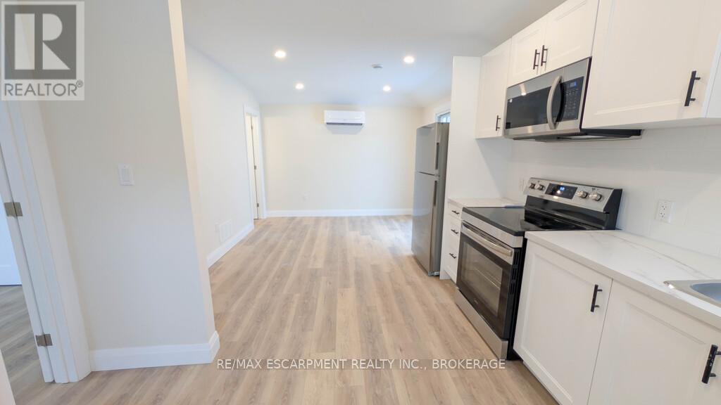 A - 21 Fawell Avenue, St. Catharines, Ontario  L2S 2V5 - Photo 13 - X13514966