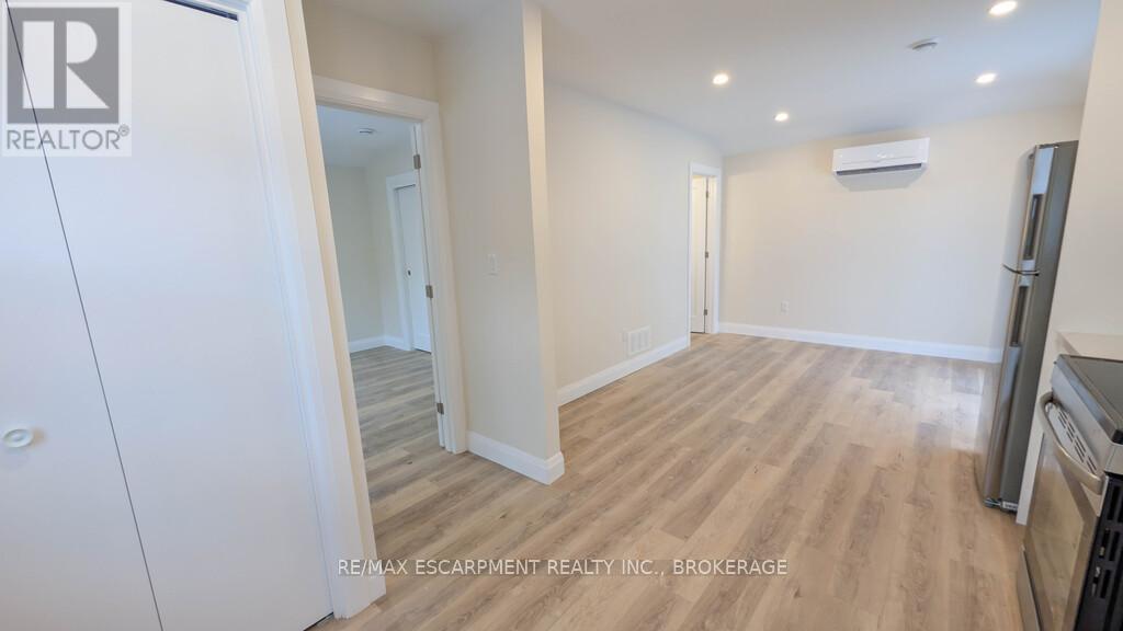 A - 21 Fawell Avenue, St. Catharines, Ontario  L2S 2V5 - Photo 3 - X13514966
