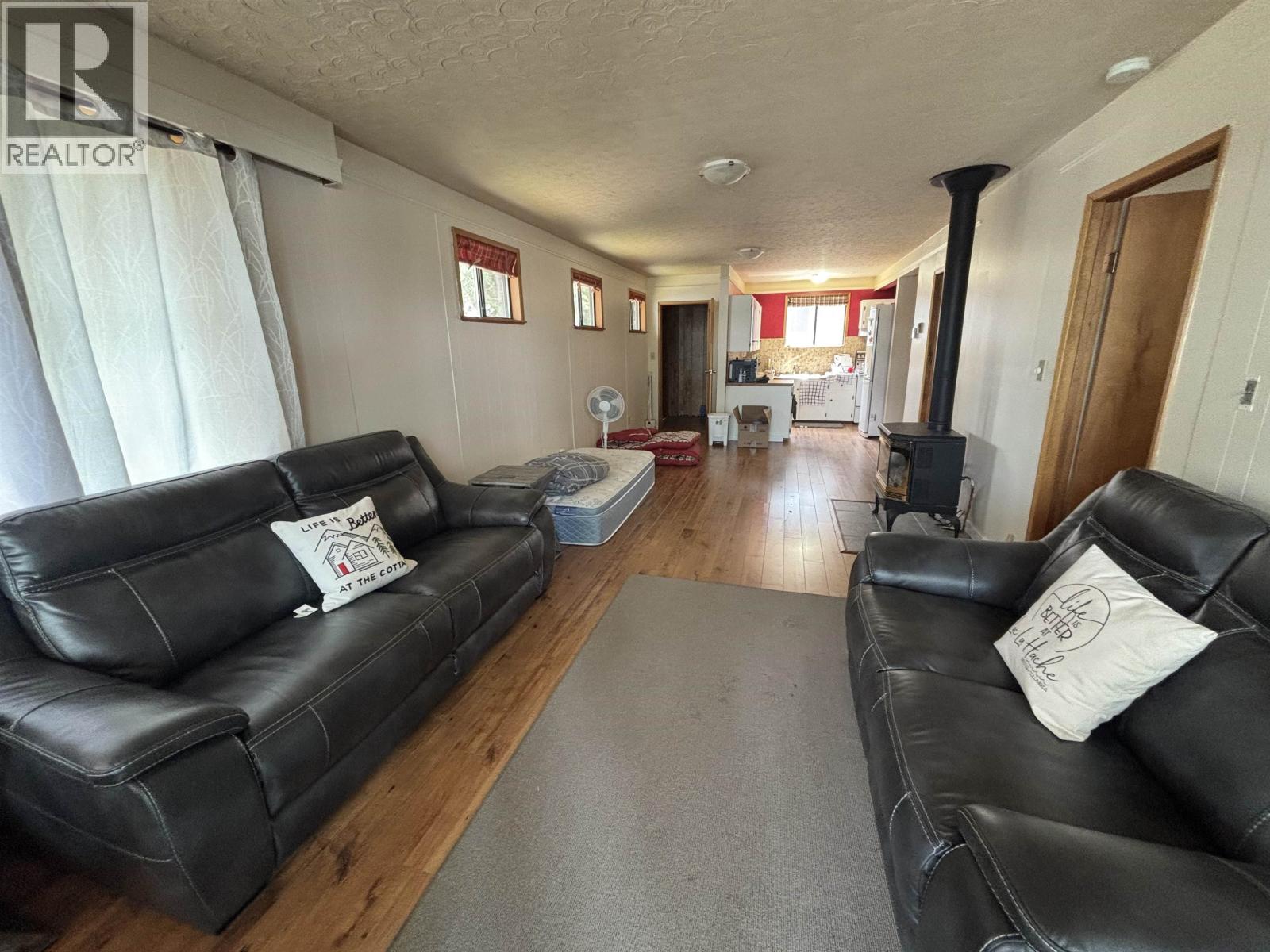 4611 Caverly Road, Lac La Hache, British Columbia  V0K 1T0 - Photo 5 - R3141017