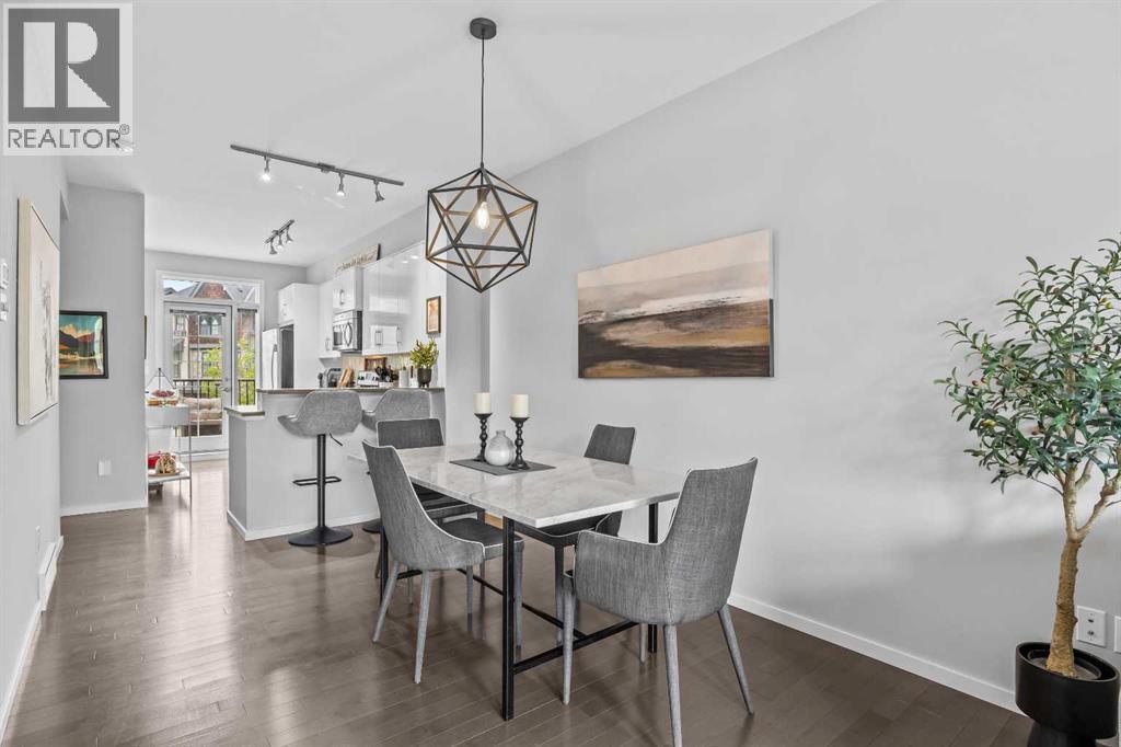 328 Ascot Circle Sw, Calgary, Alberta  T3H 0X2 - Photo 12 - A2325855