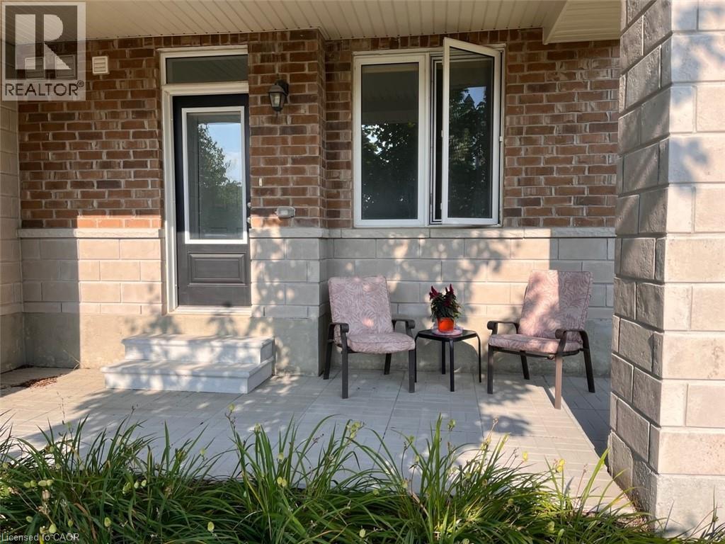 40 Daylily Lane, Kitchener, Ontario  N2R 0L7 - Photo 3 - 40842151