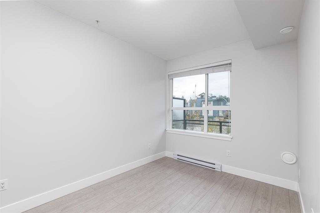 10x 5486 199a Street, Langley, British Columbia  V3A 0N6 - Photo 8 - R3142000