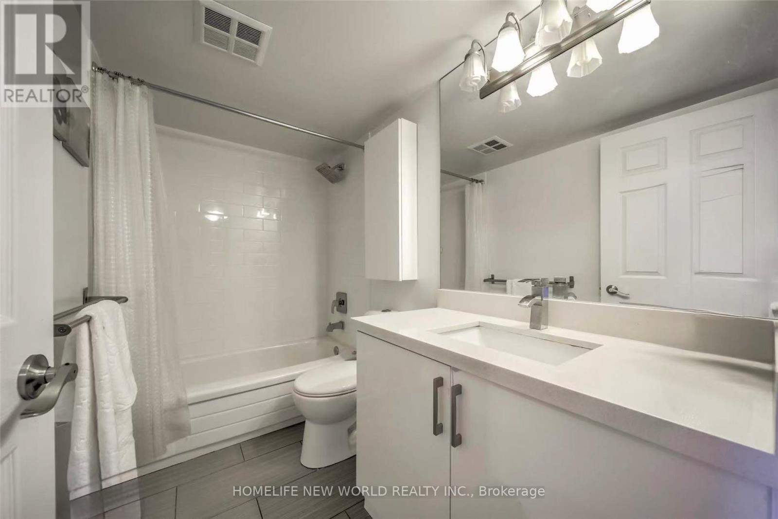 705 - 260 Doris Avenue, Toronto, Ontario  M2N 6X9 - Photo 11 - C13514758