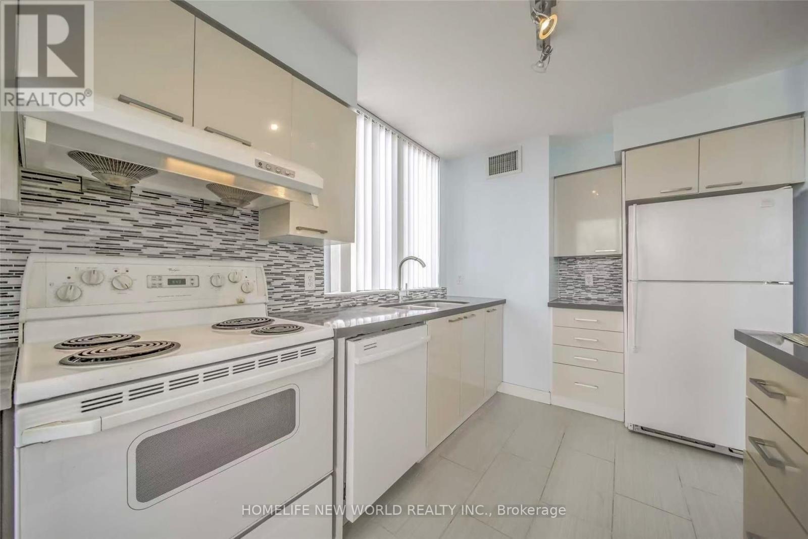 705 - 260 Doris Avenue, Toronto, Ontario  M2N 6X9 - Photo 15 - C13514758