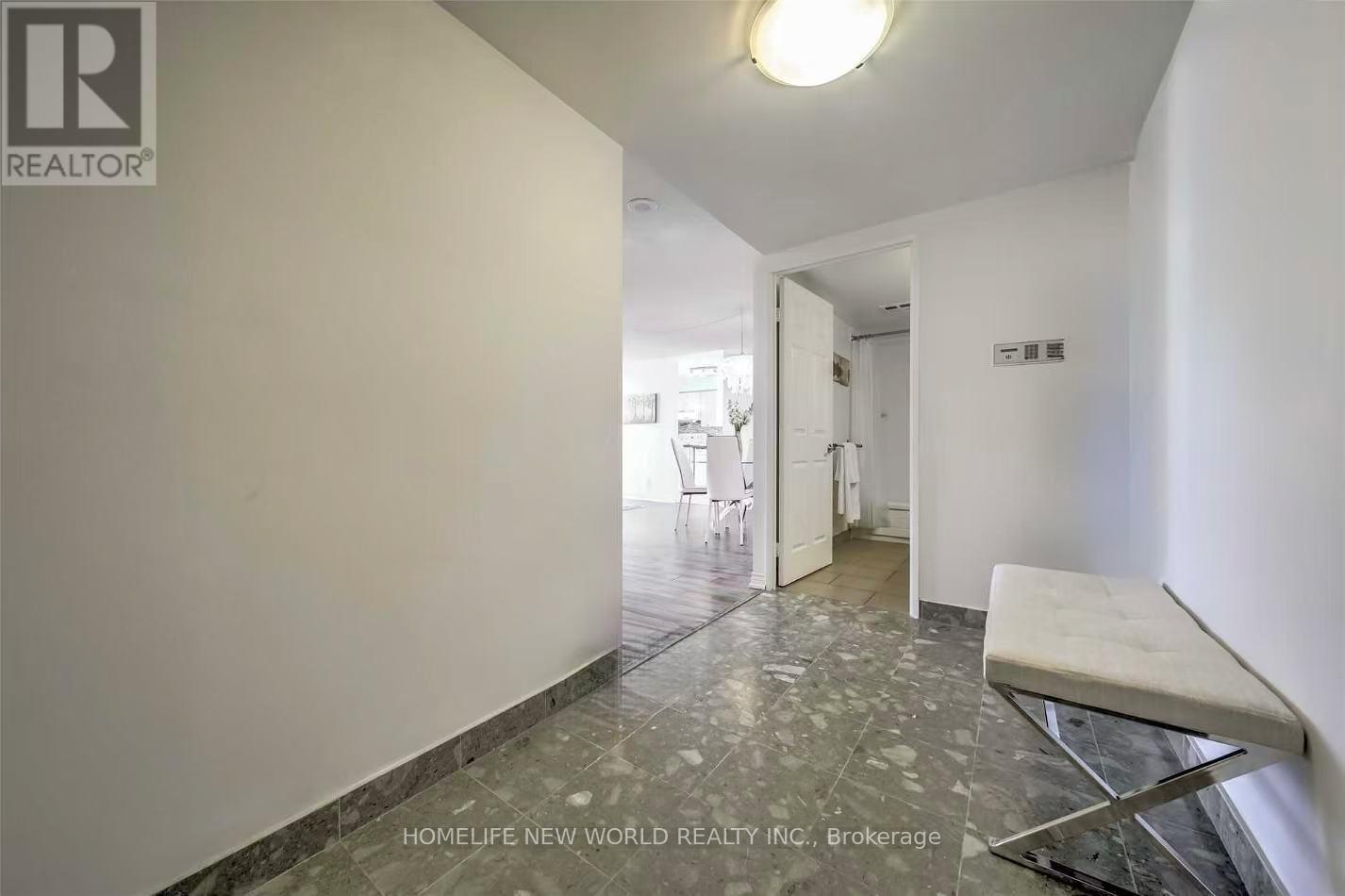705 - 260 Doris Avenue, Toronto, Ontario  M2N 6X9 - Photo 3 - C13514758