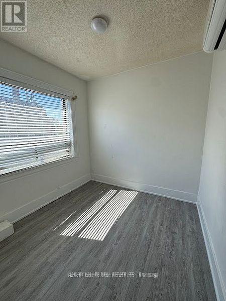 301 - 930 St Clair Avenue W, Toronto, Ontario  M6C 1C8 - Photo 7 - C13514770
