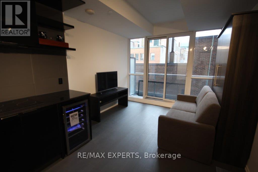1004 - 70 Temperance Street, Toronto, Ontario  M5H 4E8 - Photo 2 - C13514922
