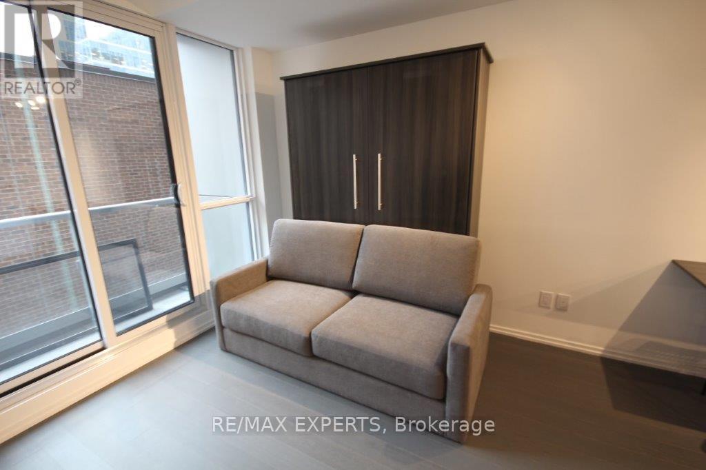 1004 - 70 Temperance Street, Toronto, Ontario  M5H 4E8 - Photo 3 - C13514922
