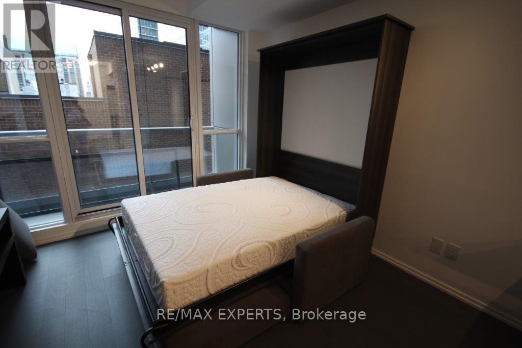 1004 - 70 Temperance Street, Toronto, Ontario  M5H 4E8 - Photo 6 - C13514922