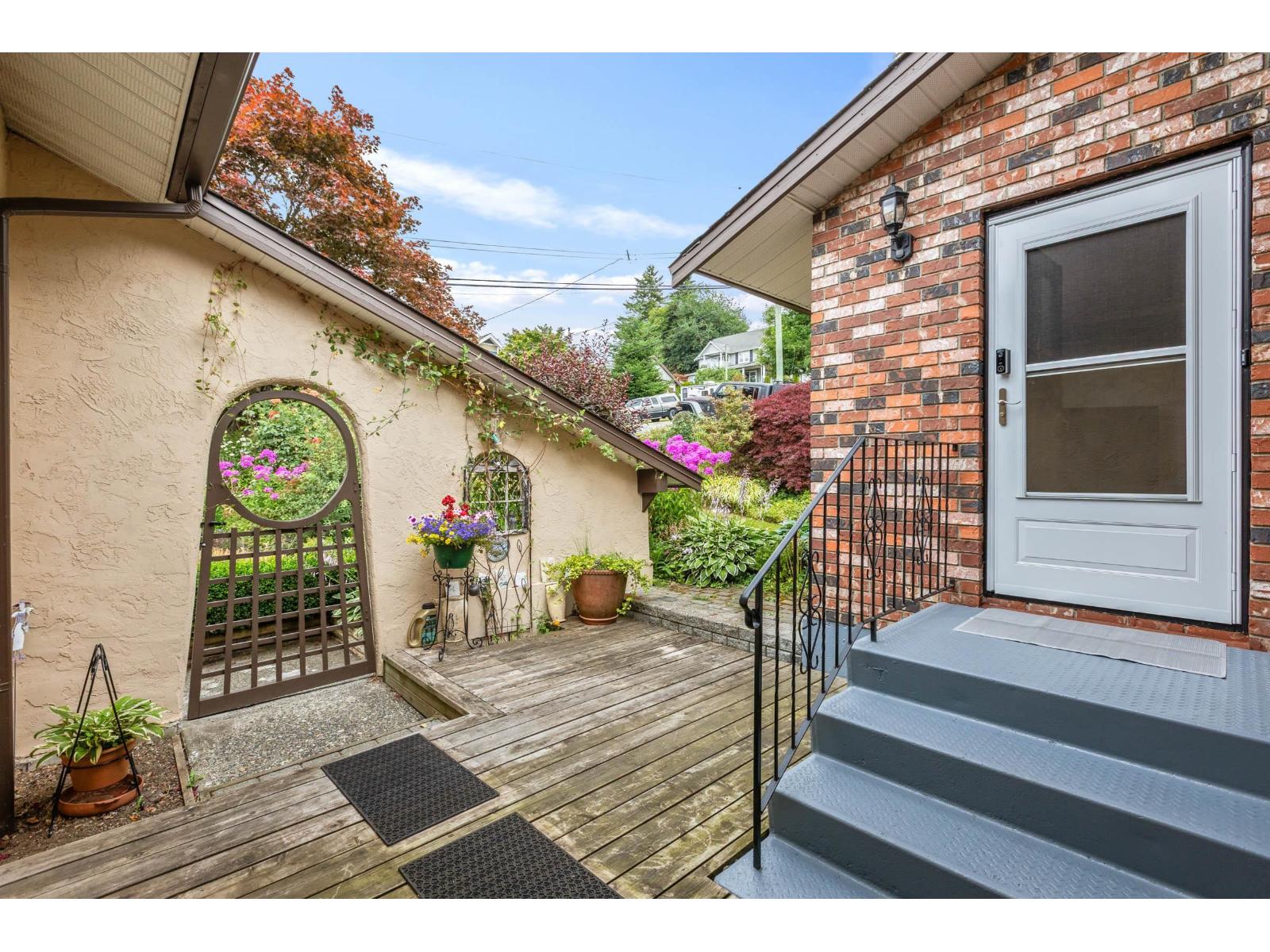 18102 58 Avenue, Surrey, British Columbia  V3S 1M1 - Photo 6 - R3141470