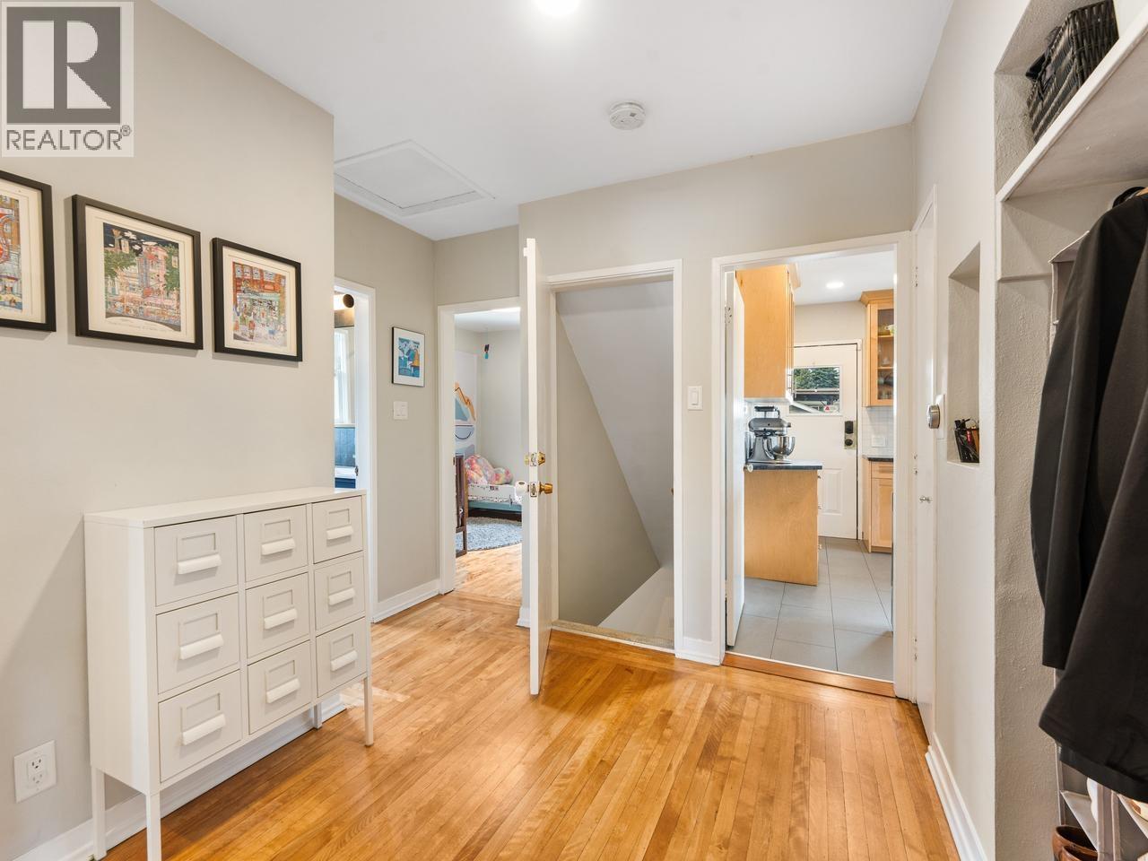 355 Sherbrooke Street, New Westminster, British Columbia  V3L 3M8 - Photo 11 - R3141523