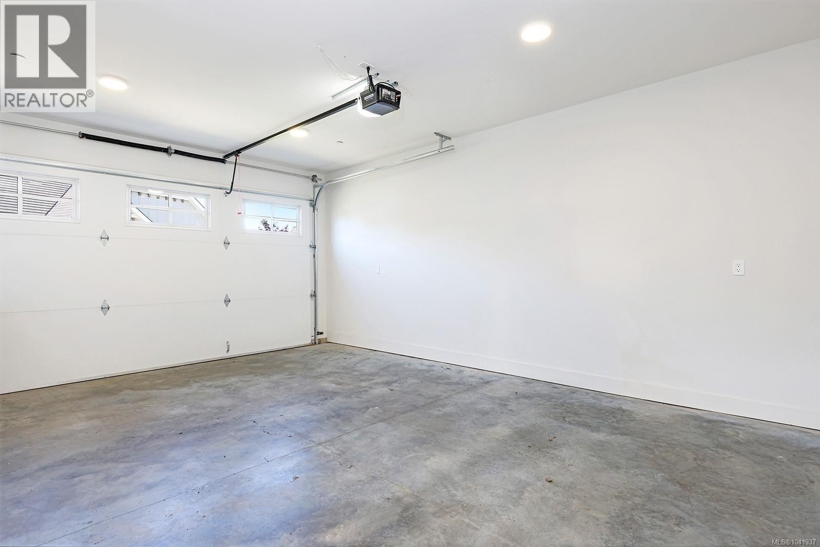Listing image 38