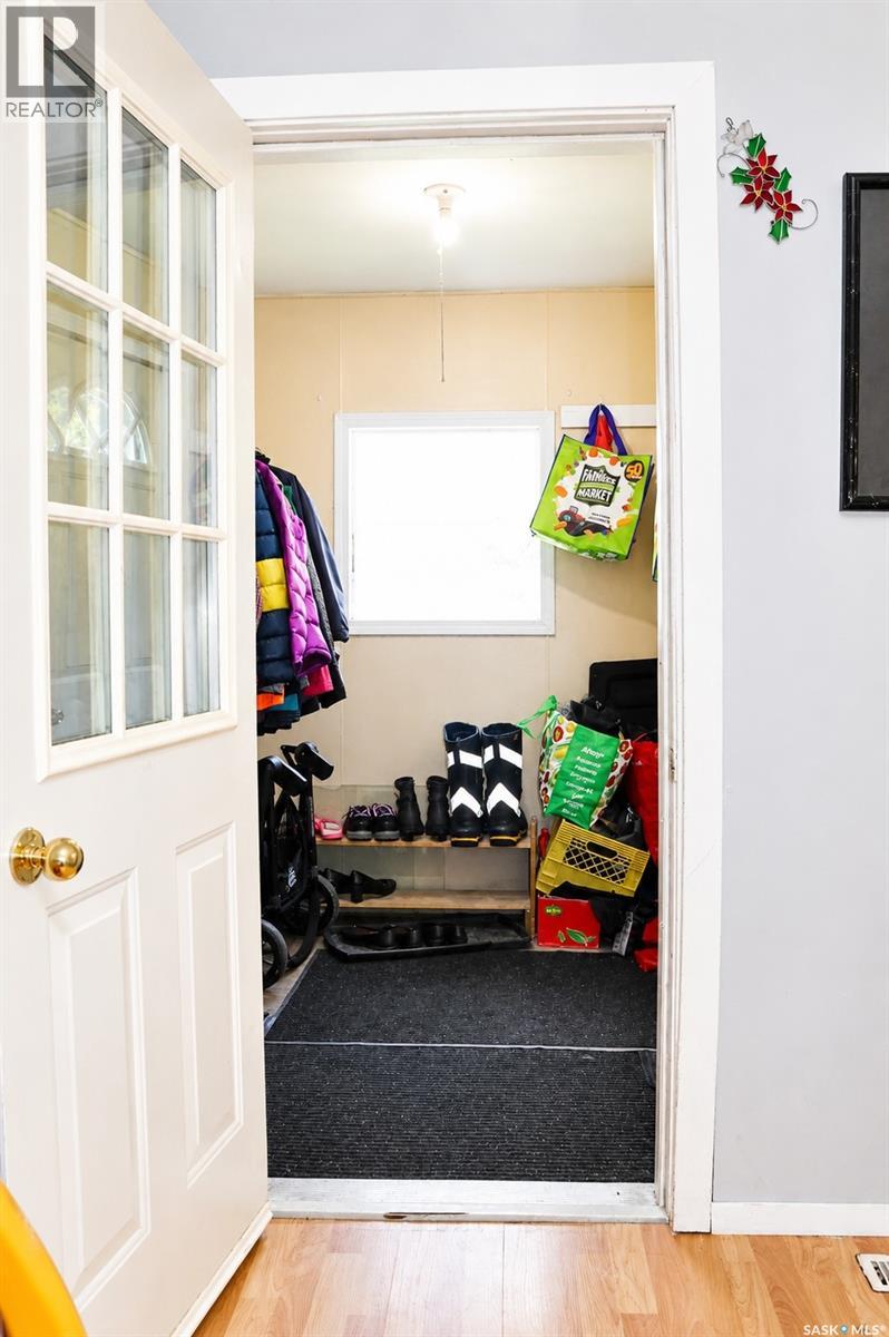 235 Gilbert Street, Drake, Saskatchewan  S0K 1H0 - Photo 4 - SK041302