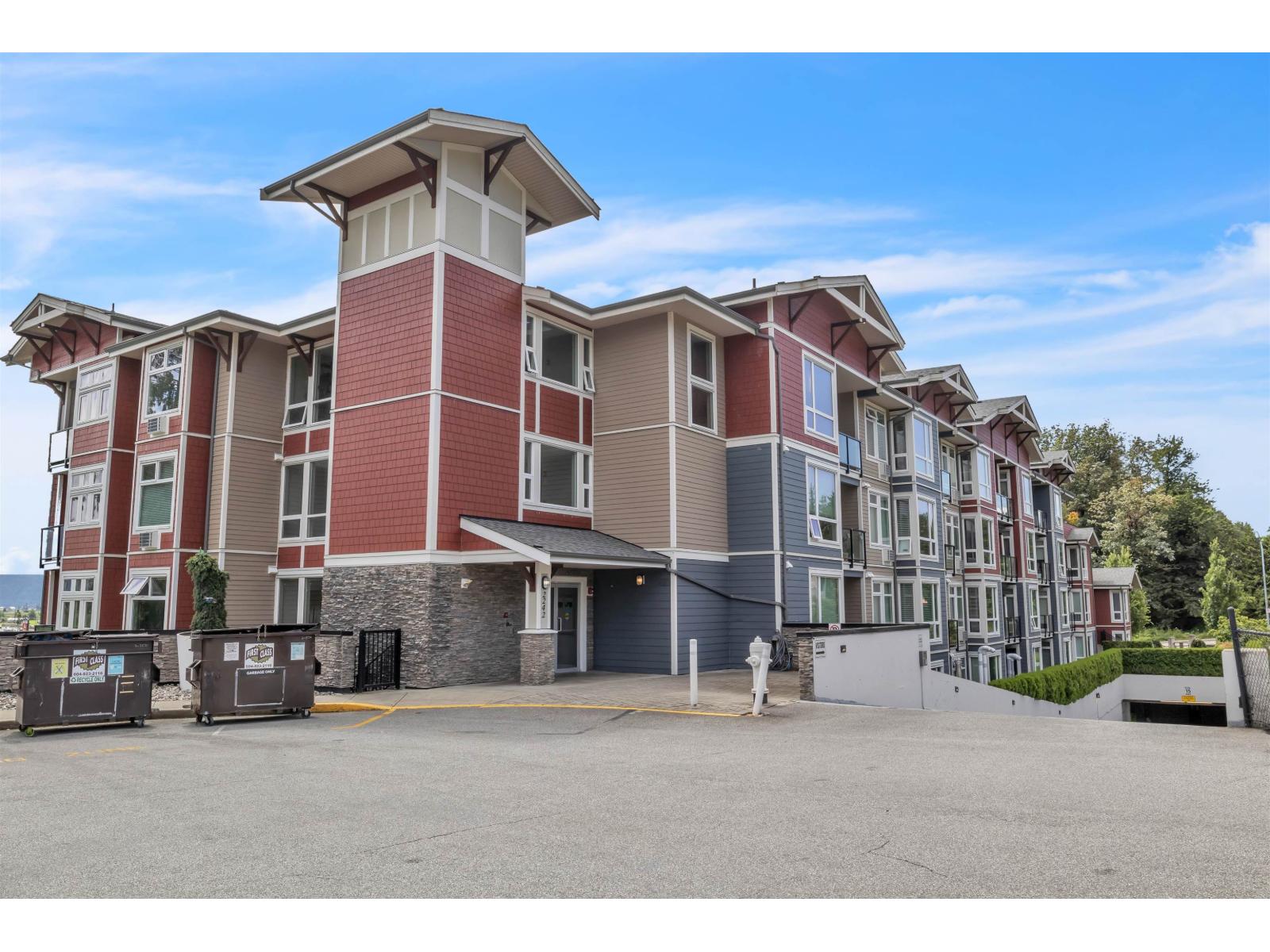 115 2242 Whatcom Road, Abbotsford, British Columbia  V3G 0G3 - Photo 3 - R3141749