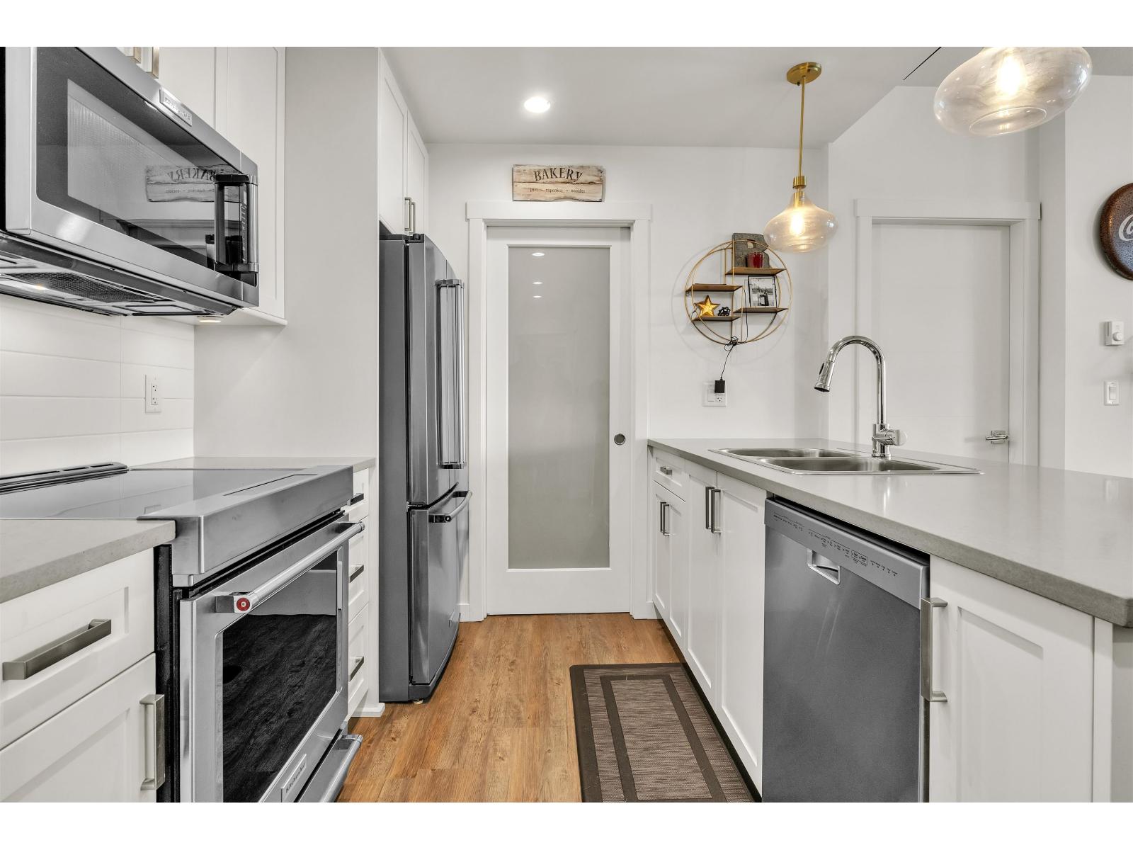 115 2242 Whatcom Road, Abbotsford, British Columbia  V3G 0G3 - Photo 6 - R3141749