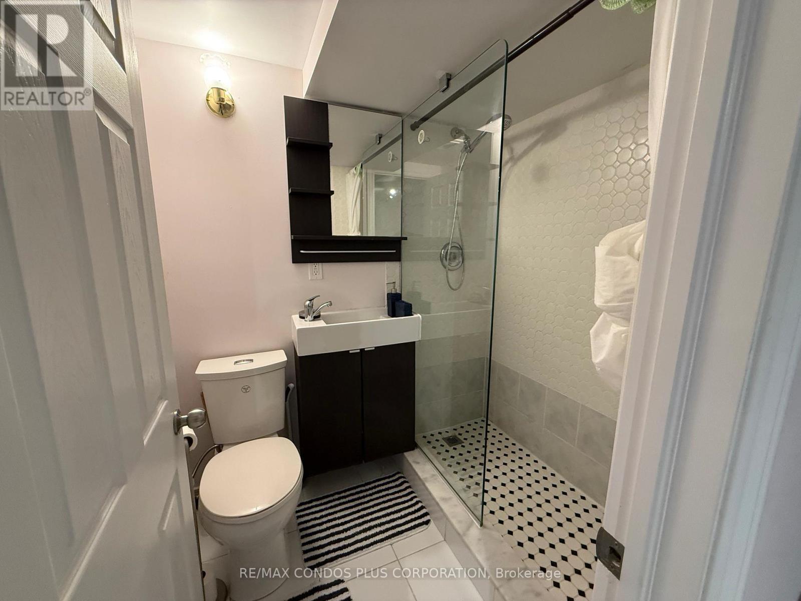 Lower Level #a - 7 Mckelvey Drive, Markham, Ontario  L3T 5X6 - Photo 10 - N13514968