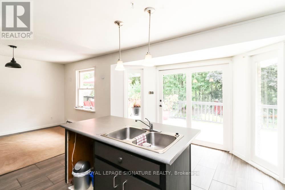 1729 Mosley Street, Wasaga Beach, Ontario  L9Z 1Z8 - Photo 12 - S13514980