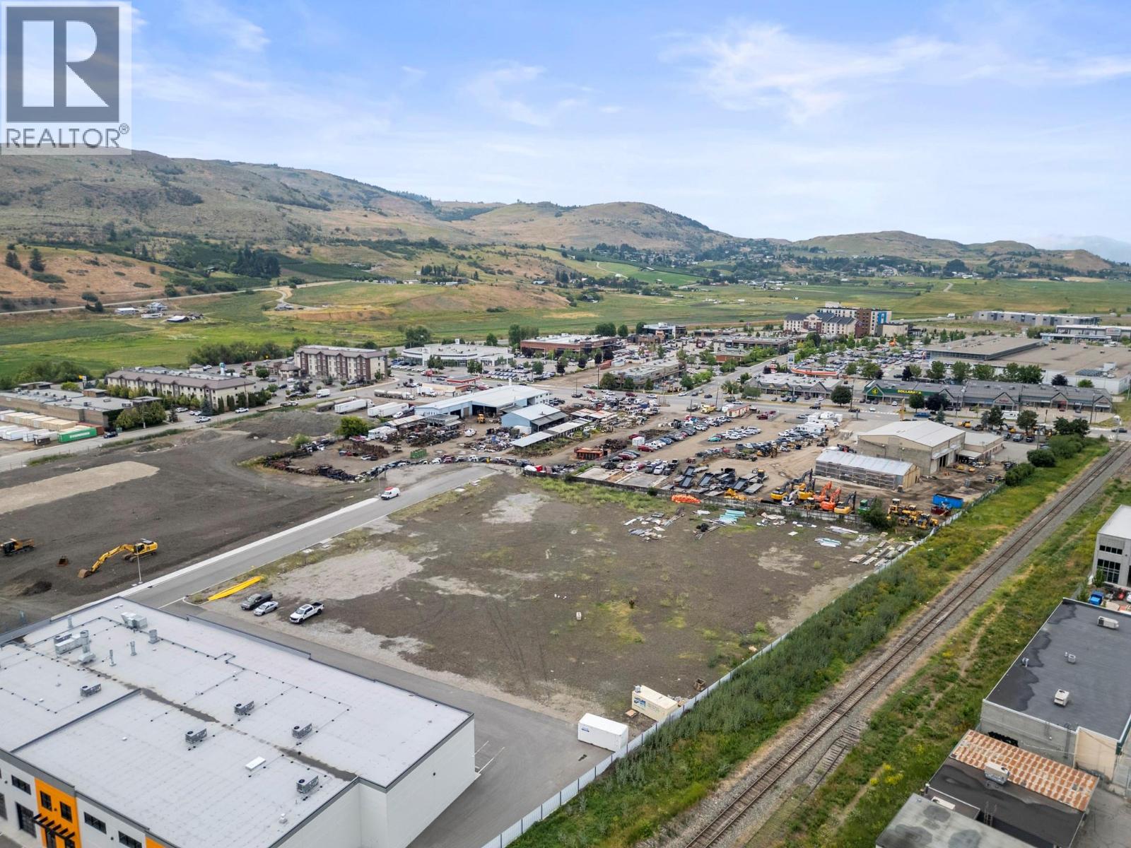 4651 Anderson Way, Vernon, British Columbia  V1T 0E3 - Photo 3 - 10354276
