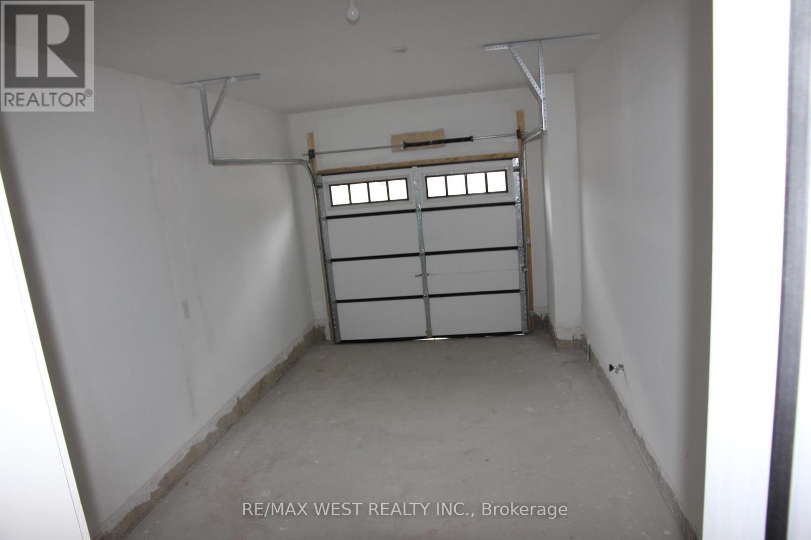 4124 Raybria Way, Mississauga, Ontario  L5M 2S8 - Photo 8 - W13514718