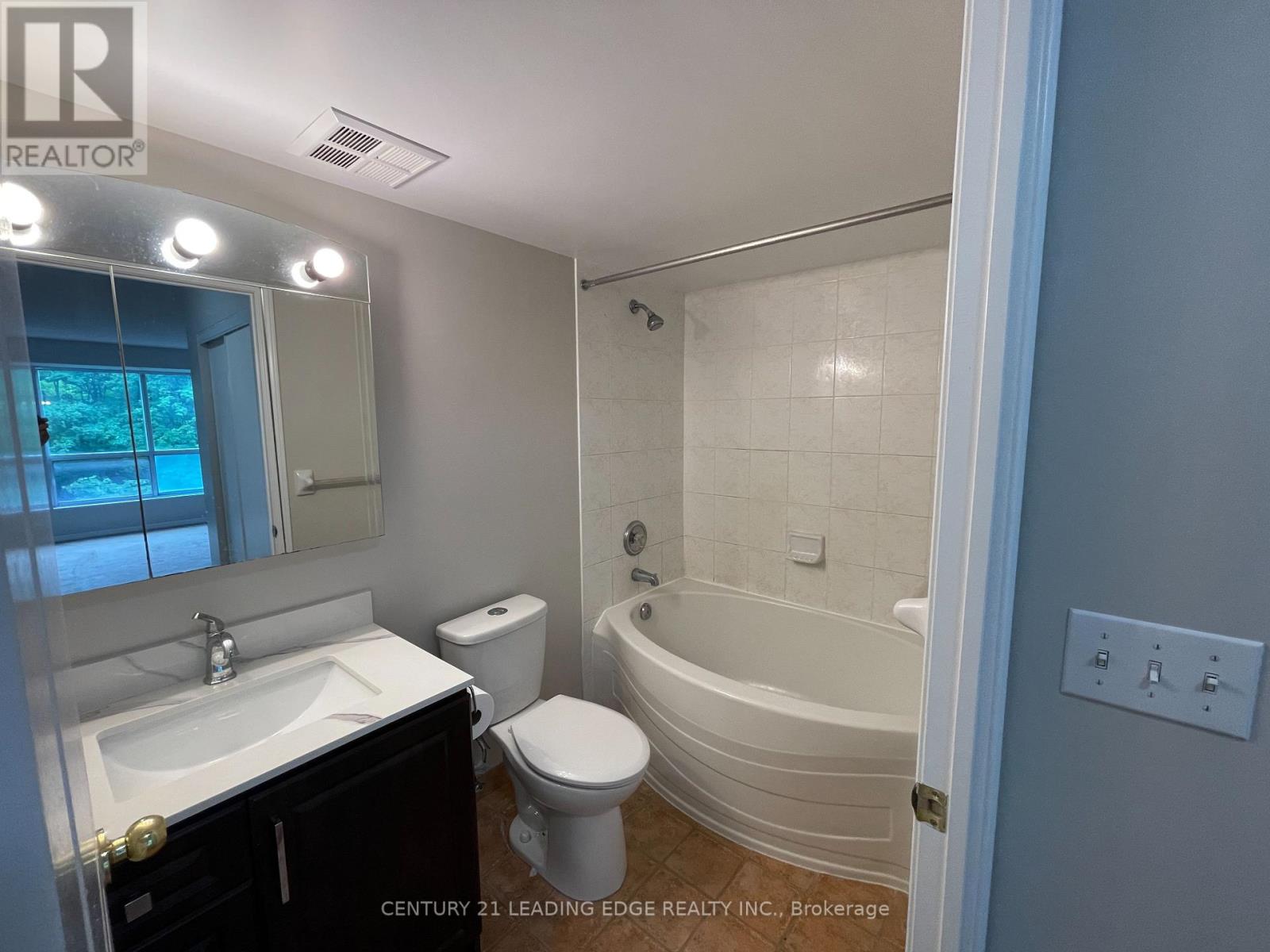 601 - 2585 Erin Centre Boulevard, Mississauga, Ontario  L5M 6Z7 - Photo 14 - W13514740