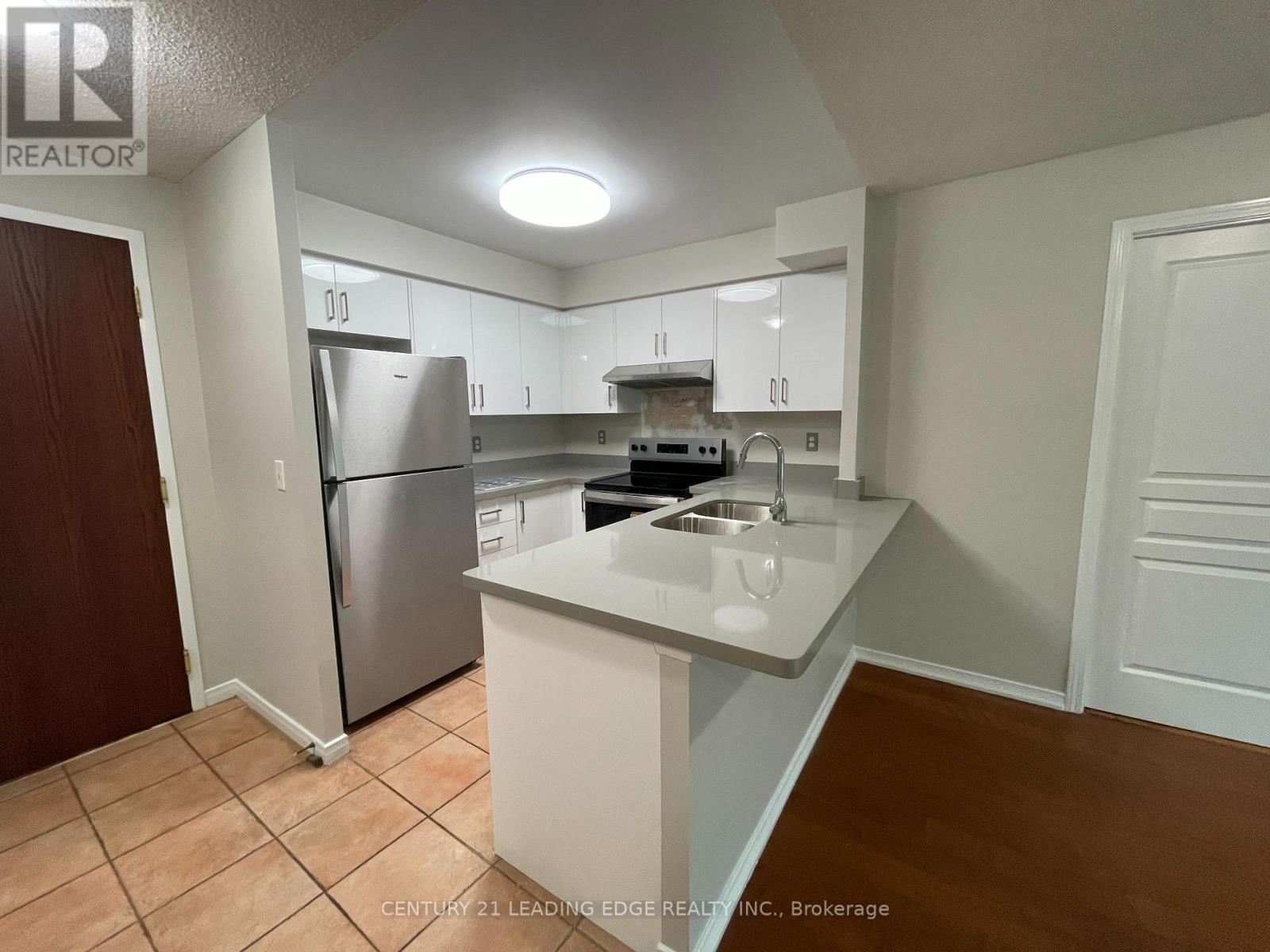 601 - 2585 Erin Centre Boulevard, Mississauga, Ontario  L5M 6Z7 - Photo 6 - W13514740