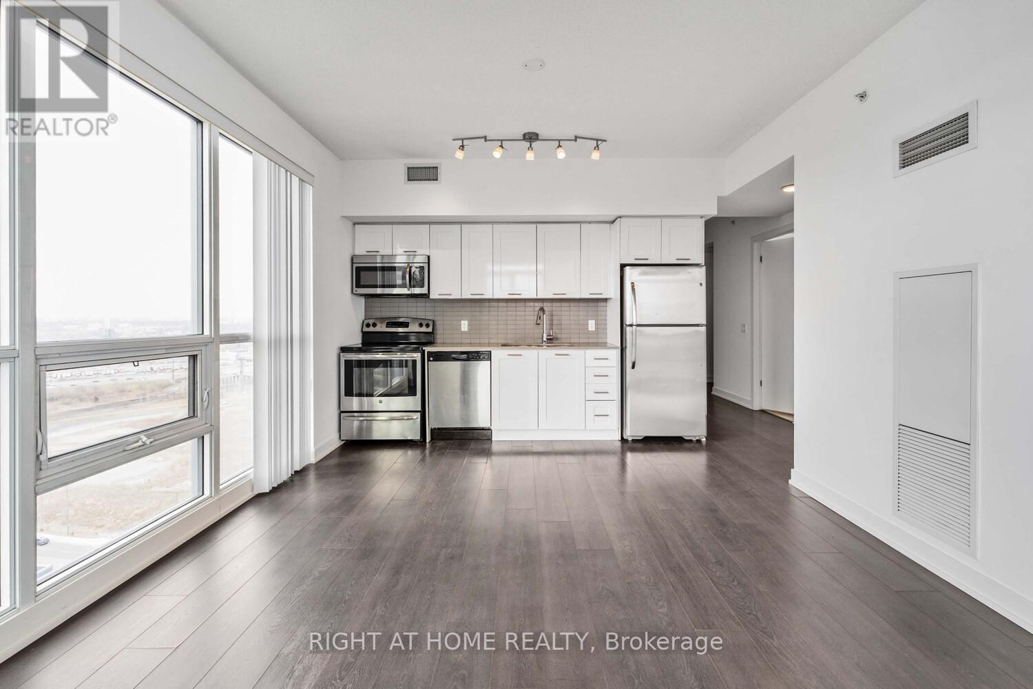 2806 - 2212 Lake Shore Boulevard W, Toronto, Ontario  M8V 0C2 - Photo 5 - W13514742