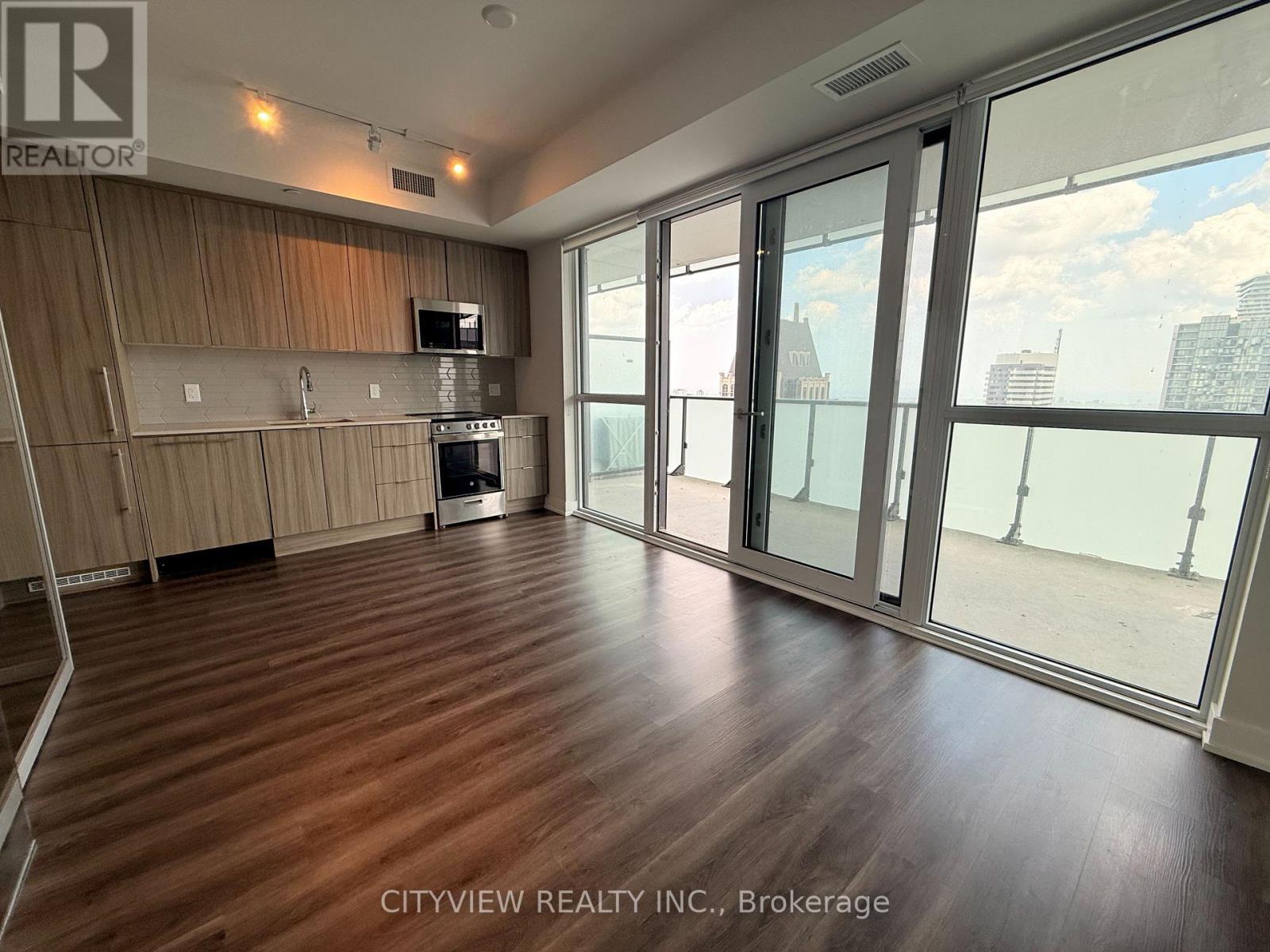 3904 - 430 Square One Drive, Mississauga, Ontario  L5B 0L6 - Photo 8 - W13514778