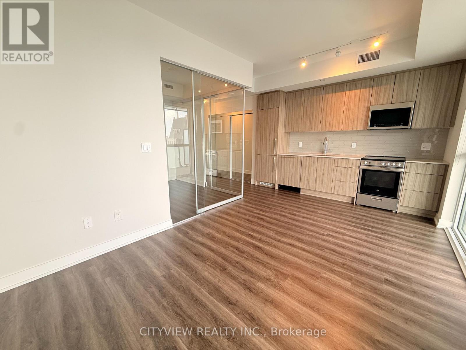 3904 - 430 Square One Drive, Mississauga, Ontario  L5B 0L6 - Photo 9 - W13514778