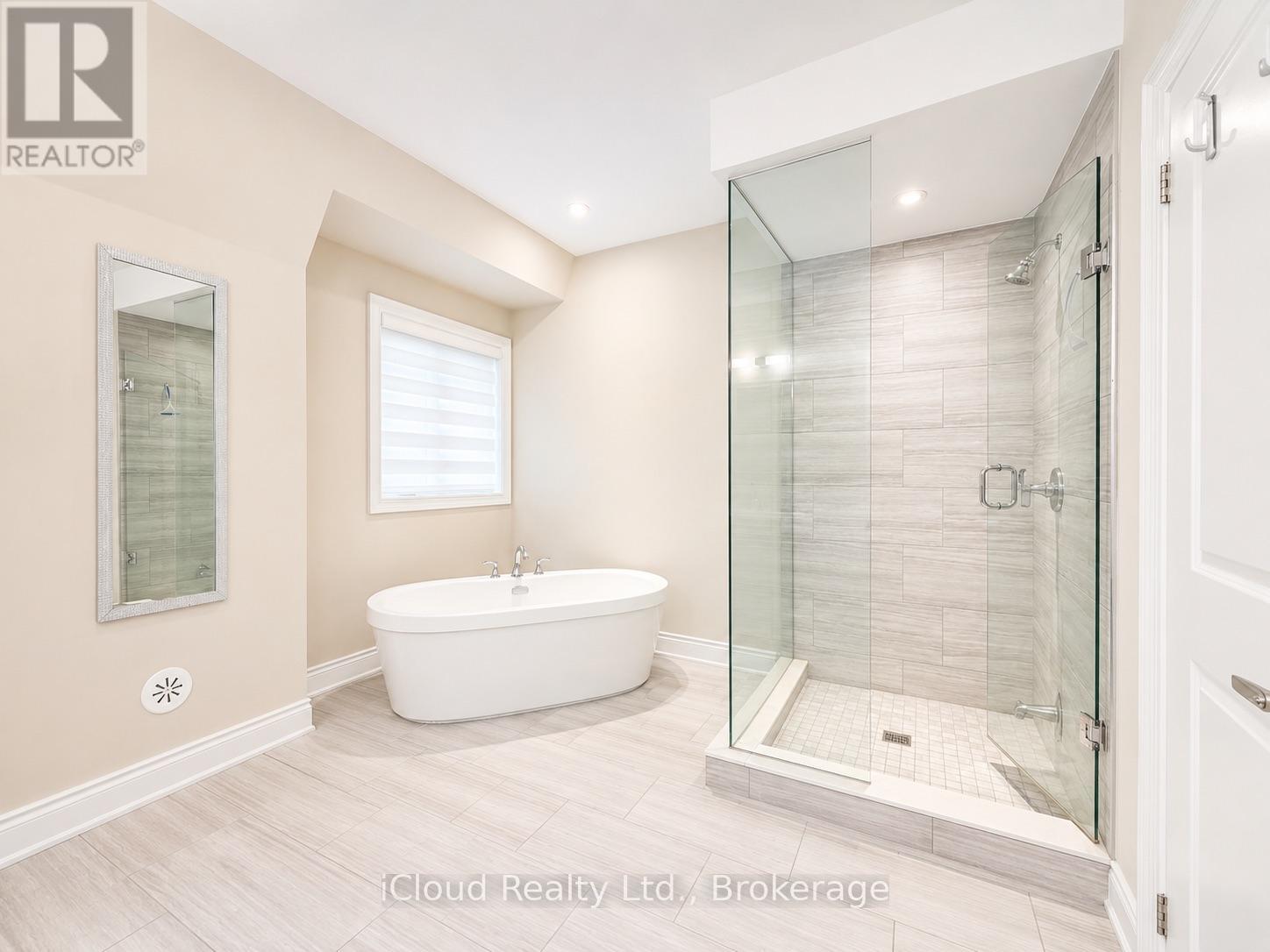 36 - 26 Lunar Crescent, Mississauga, Ontario  L5M 2R5 - Photo 23 - W13514788