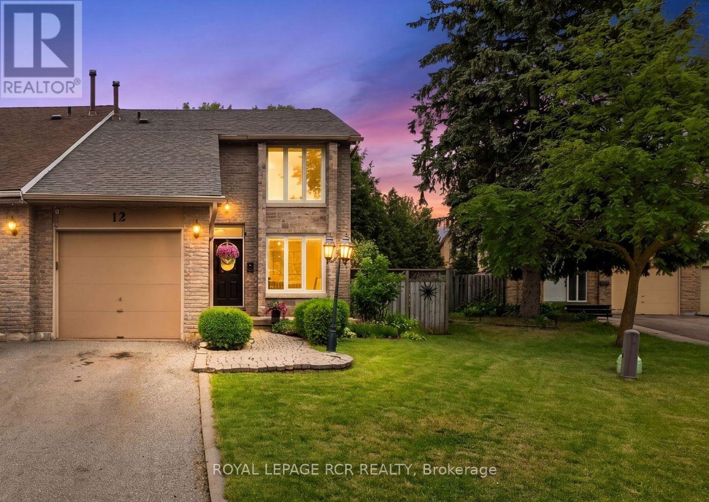 12 Macassa Court, Brampton, Ontario  L6Z 1B3 - Photo 2 - W13514806