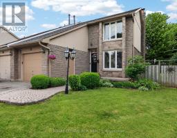 12 MACASSA COURT, Brampton, Ontario