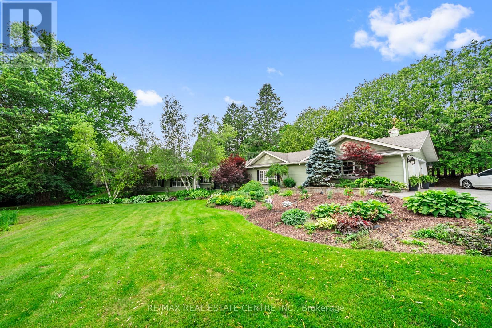 2 Cedar Drive, Caledon, Ontario  L7K 1H6 - Photo 9 - W13514846