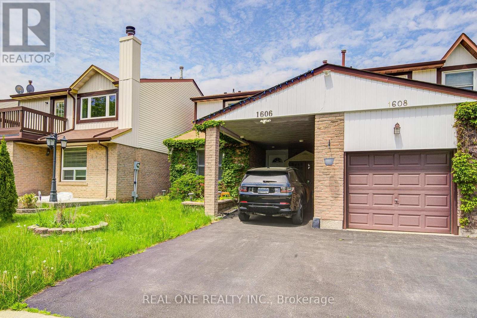 30 - 1606 Lancaster Drive, Oakville, Ontario  L6H 2Z6 - Photo 3 - W13514896