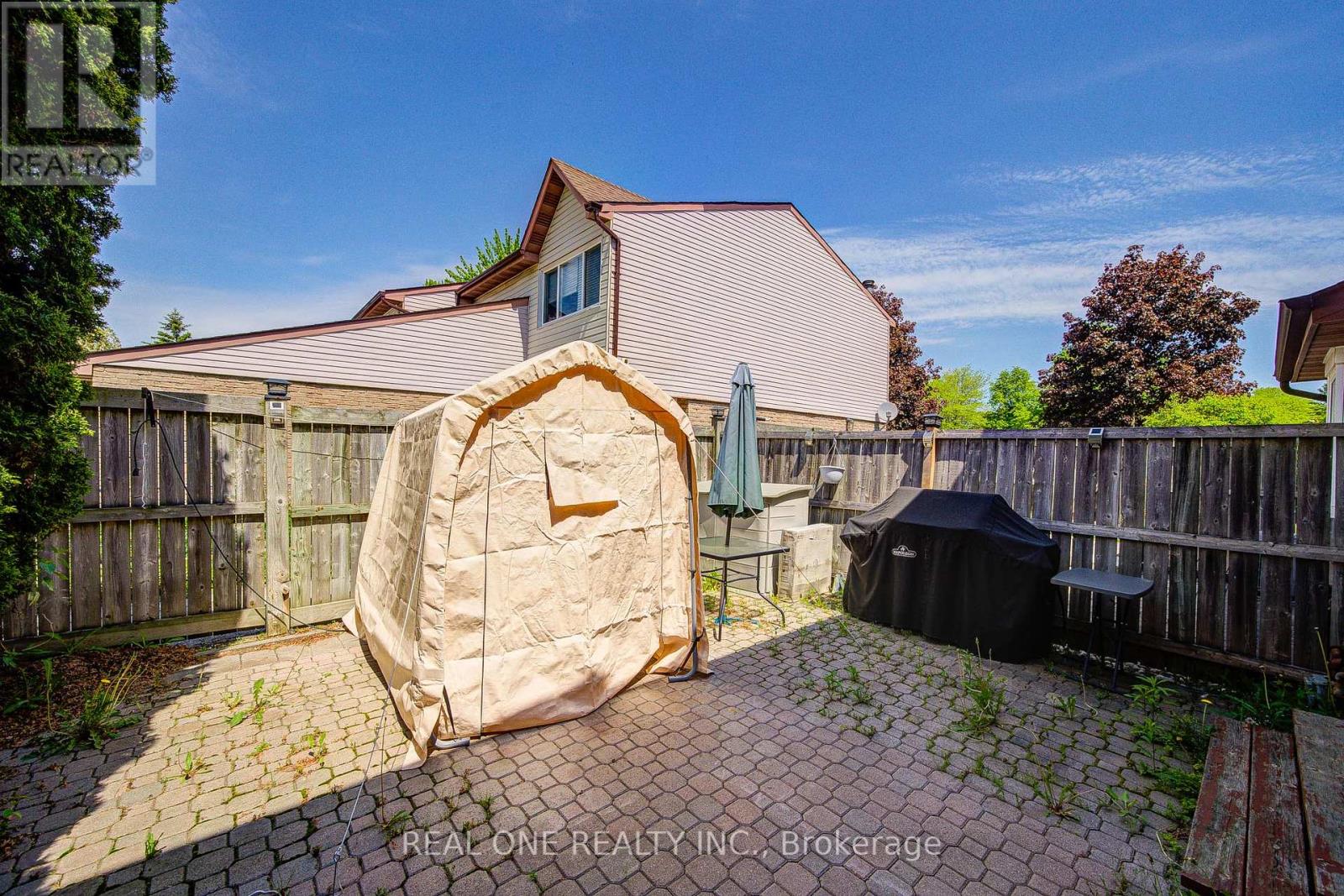 30 - 1606 Lancaster Drive, Oakville, Ontario  L6H 2Z6 - Photo 47 - W13514896