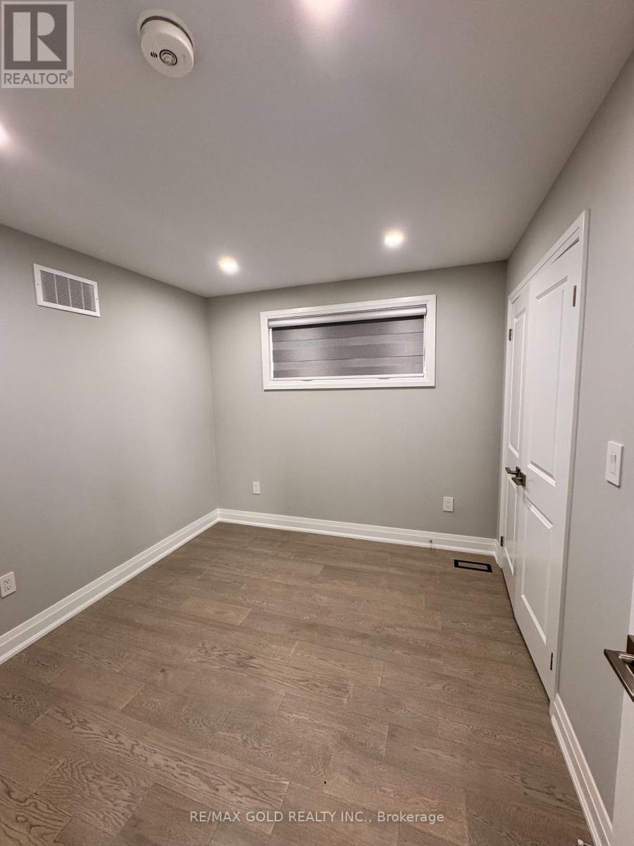 106 Woodward Avenue, Brampton, Ontario  L6V 1K6 - Photo 23 - W13514926