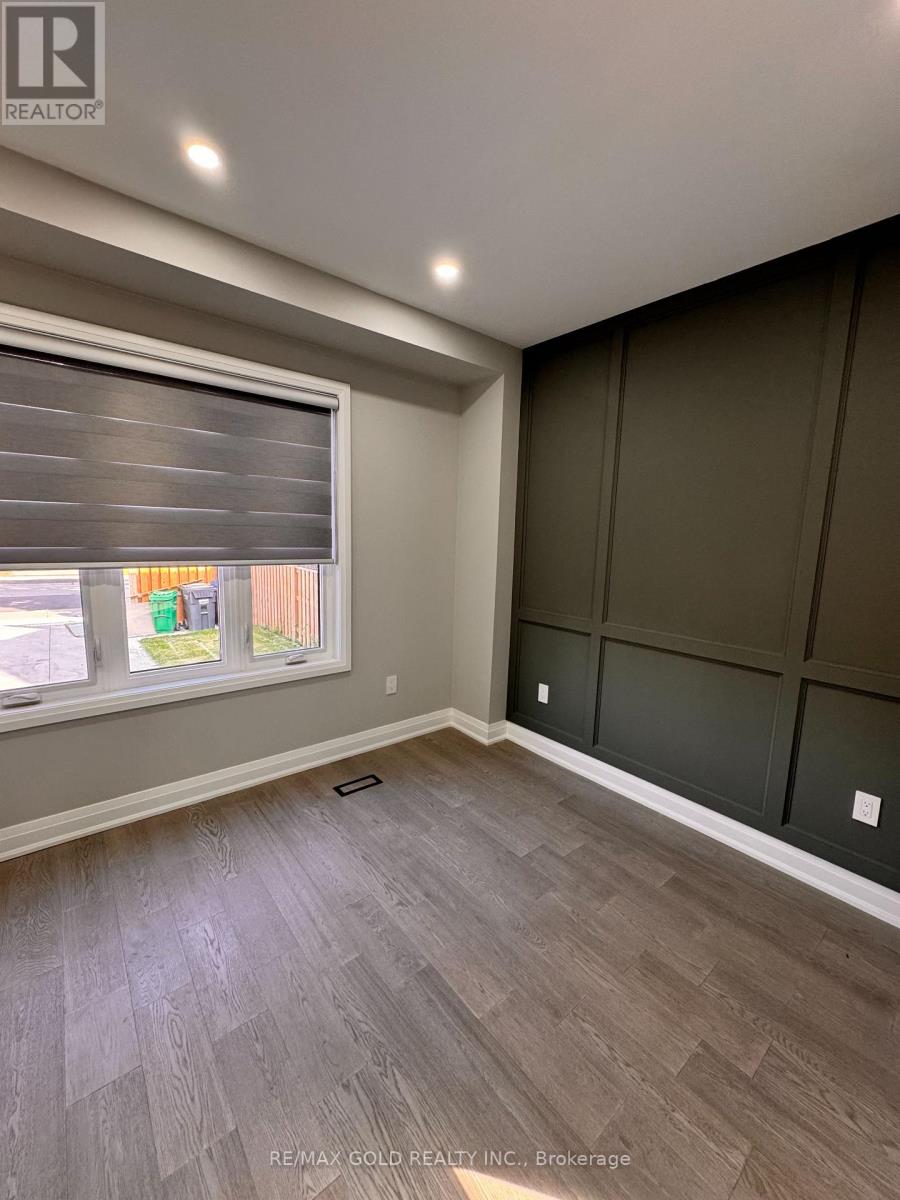 106 Woodward Avenue, Brampton, Ontario  L6V 1K6 - Photo 9 - W13514926