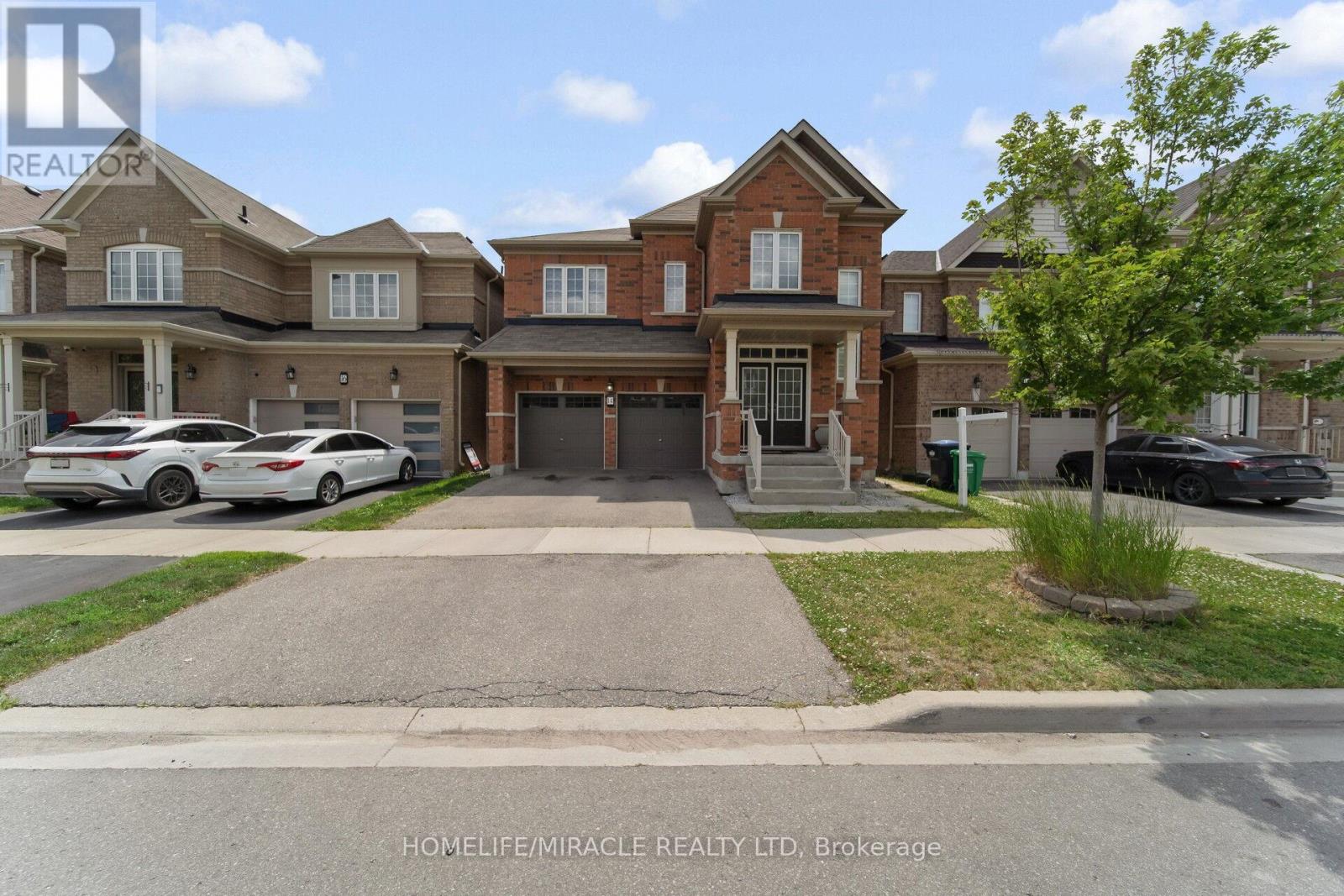 14 Abercrombie Crescent, Brampton, Ontario  L7A 4N1 - Photo 1 - W13514948
